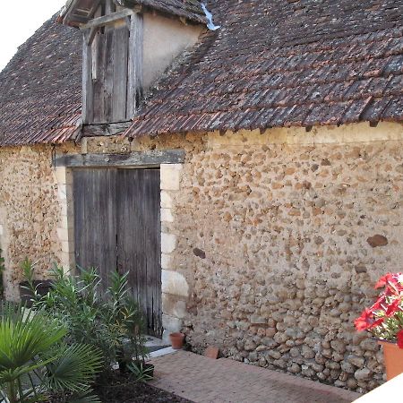 Chambre D'Hotes Aux Portes Du Perigord Noir La Douze Eksteriør billede